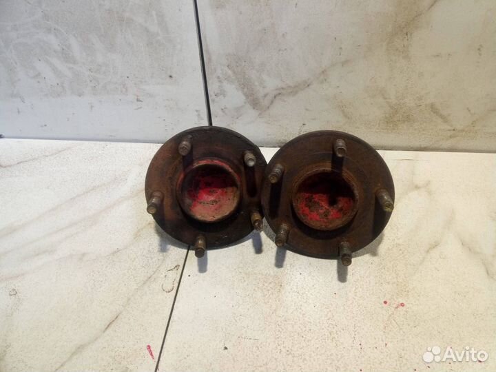 Ступица задняя Ford Escape 2001 6L8Z1109BA