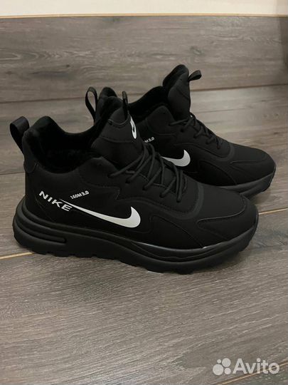 Мужские зимние кроссовки Nike