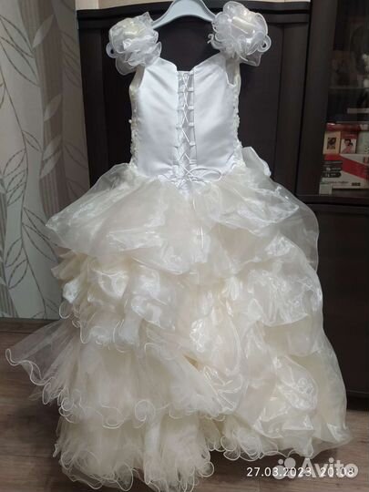 Нарядное платье для девочки