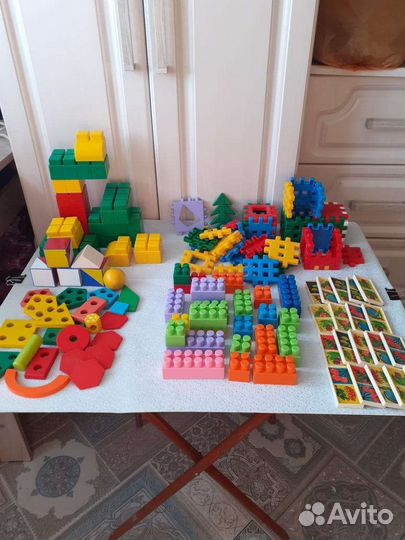 Конструктор и домино пакетом