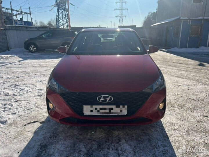 Автомобиль на запчасти Hyundai Solaris 1.6 AT