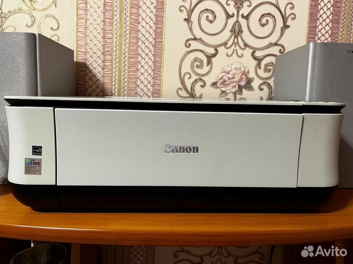 Цветной струйный принтер canon