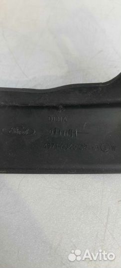 Накладка на консоль между сиденьями Ford Mondeo 3