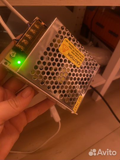 Подсветка на стену