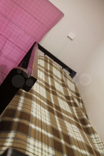 Комната 26 м² в 4-к., 1/1 эт.