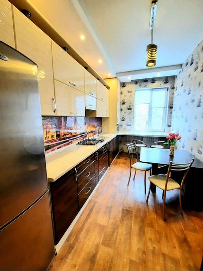 2-к. квартира, 67 м², 4/9 эт.