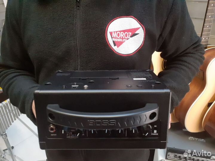 Гитарный комбоусилитель Boss Katana