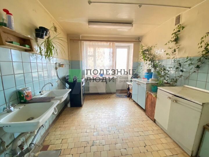 Комната 12 м² в 4-к., 7/9 эт.