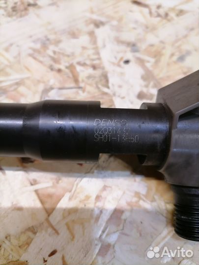 Форсунка дизельная Mazda CX-5 2.2 SH дизель