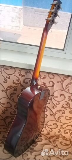 Гитара акустическая