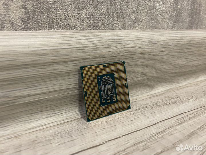 Процессор Intel Core I7 7700 (LGA 1151v2)