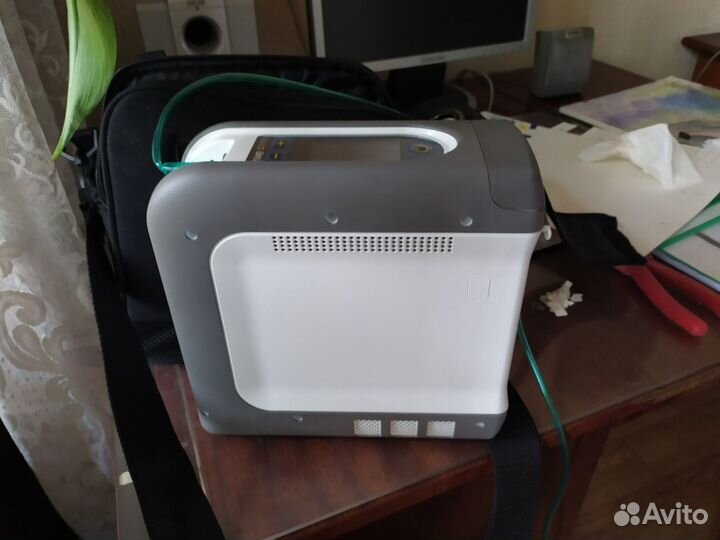 Портативный (переносной) кислородный концентратор