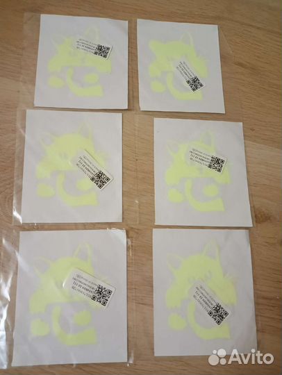 Светящиеся наклейки