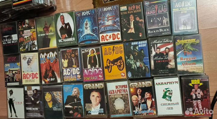 Аудиокассеты с записями