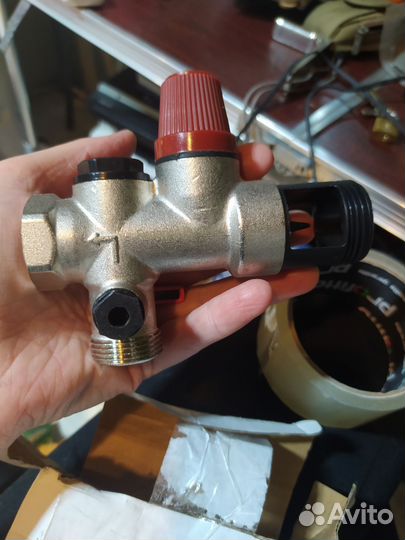 Группа безопасности бойлера bugatti (3/4