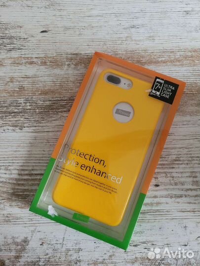 Чехол жёлтый на iPhone7+
