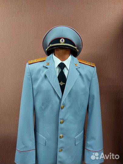 Парадная форма полиции 48-5
