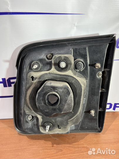 Фонарь задний Nissan Patrol