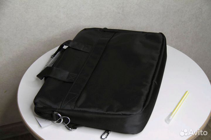Новая сумка для ноутбука черная