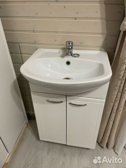 Тумба для ванной с раковиной