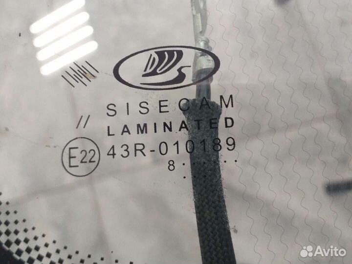 Стекло лобовое LADA xray