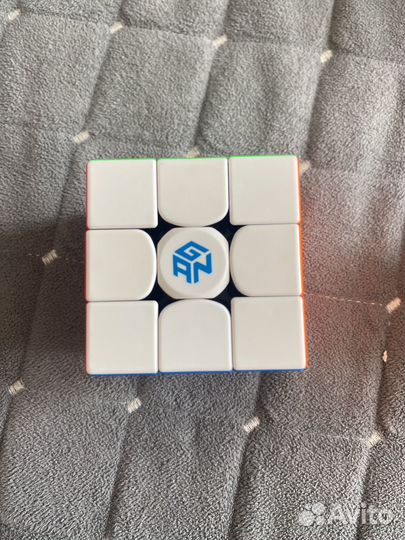 Кубик рубика gan rs