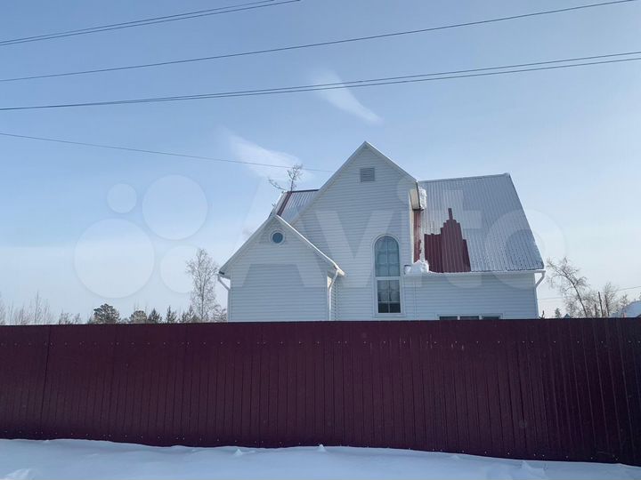 Дом 200 м² на участке 14 сот.