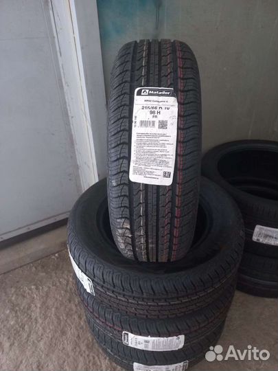Matador MP 82 Conquerra 2 215/65 R16 98H