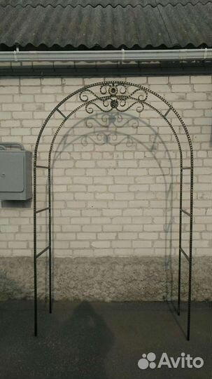 Арка садовая