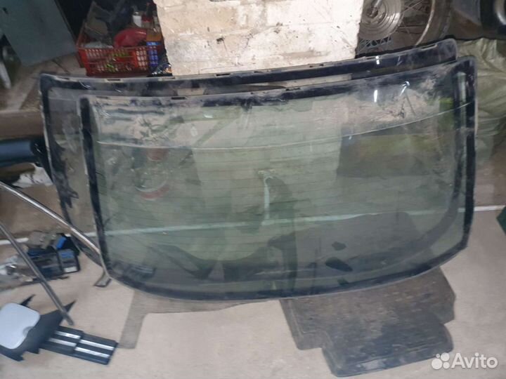 Заднее стекло на бмв е34