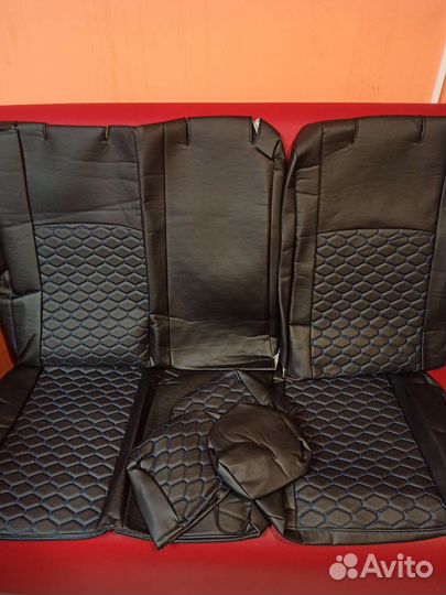 Чехлы Фольцваген Поло с 2010-2020г экокожа соты