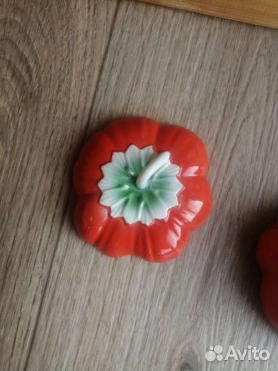 Масленка фарфоровая помидор Вербилки СССР