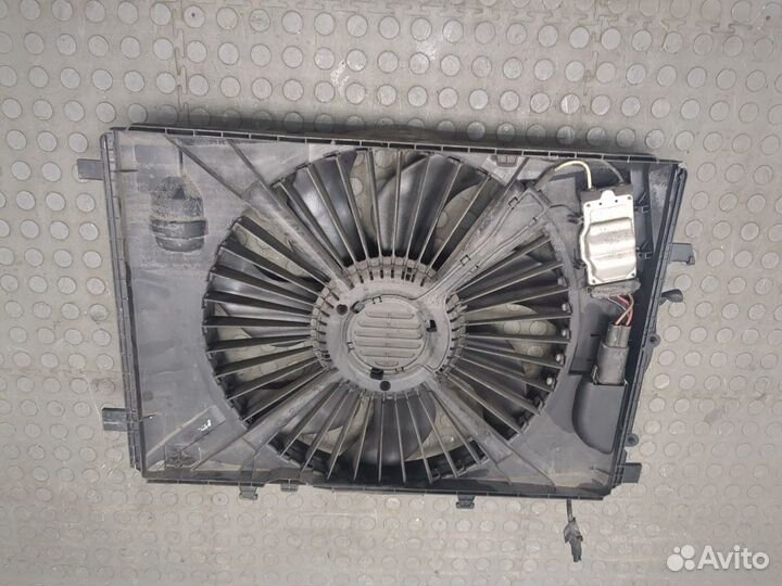 Вентилятор радиатора Mercedes C W204, 2012