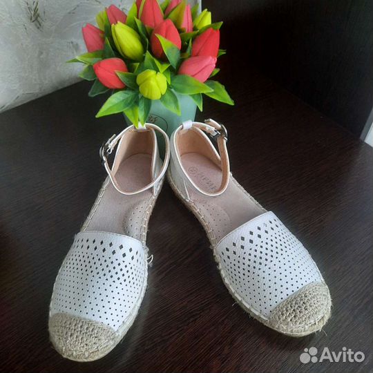 Босоножки для девочки