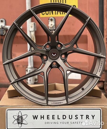 Кованые диски Vossen Audi Q8 R22