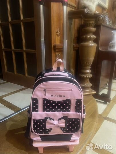 Рюкзак для девочки на тележке