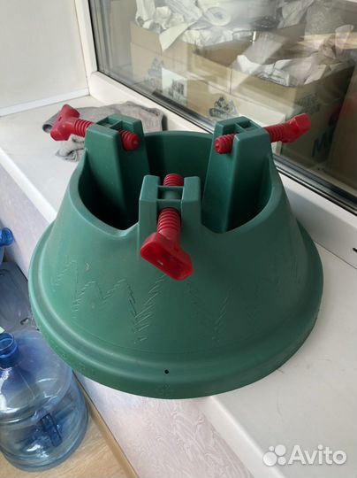 Подставка под елку