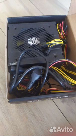 Блок питания cooler master elite v4