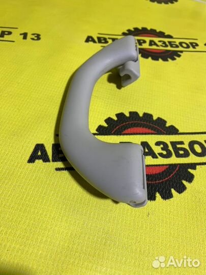 Ручка потолка задняя Vw Polo 5 1.6 2019