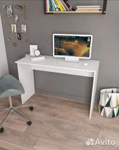Стол письменный новый