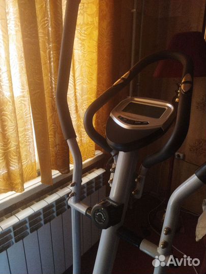 Тренажер орбитрек