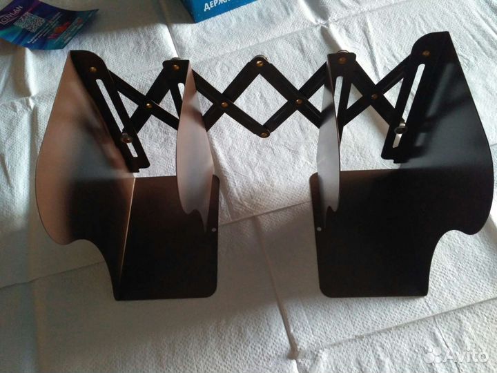 Подставка для книг cinlan