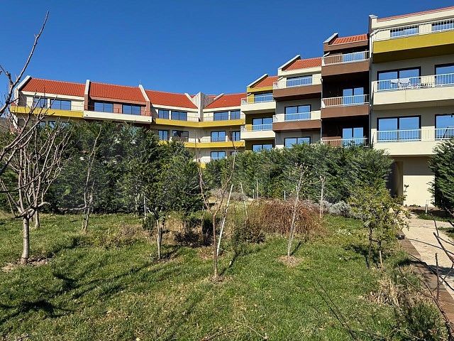 Гостиница 6540 м² (Черногория)