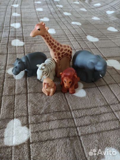Игрушки фигурки животных