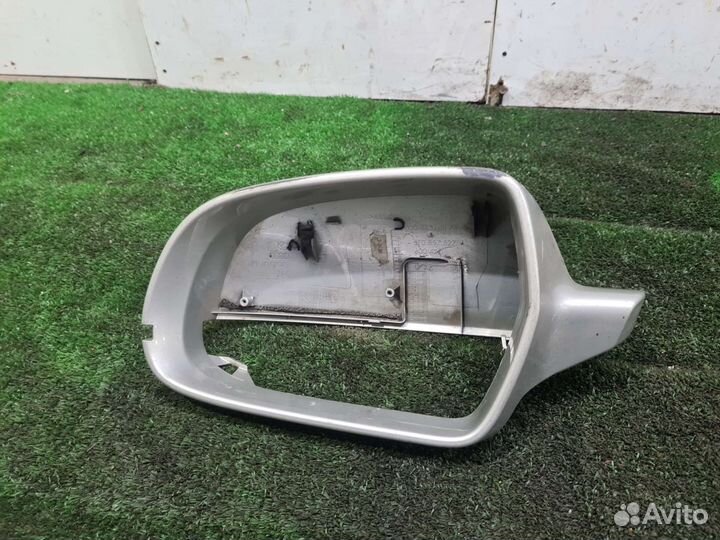 Крышка левого зеркала Audi A5 Audi A4 B8