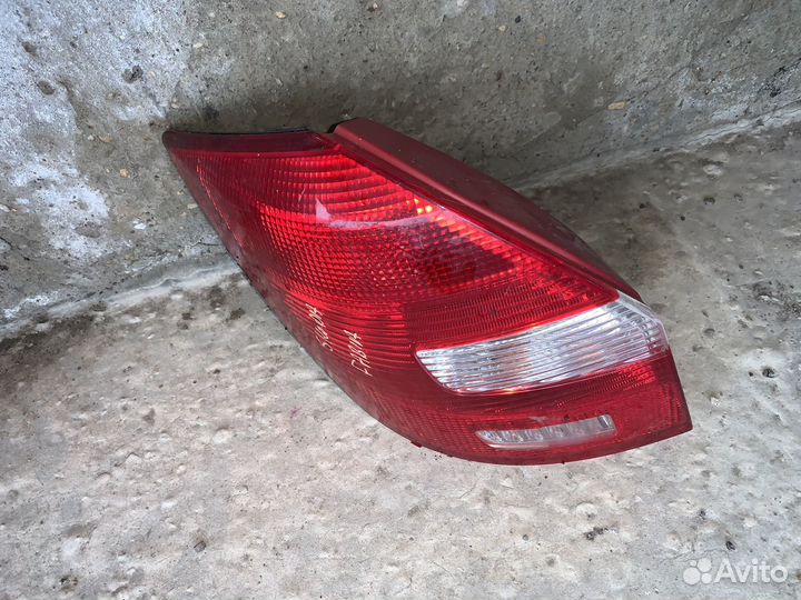 Skoda Fabia 2 - Фонарь задний левый