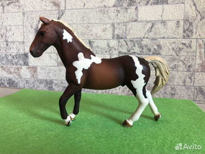 5 лошадей и конюх Schleich Horse Club
