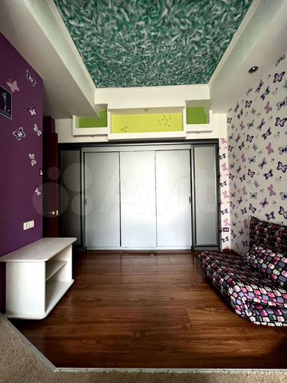 2-к. квартира, 60 м², 2/4 эт.