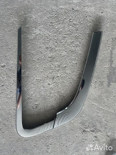 Хромированные вставки бампера Веста