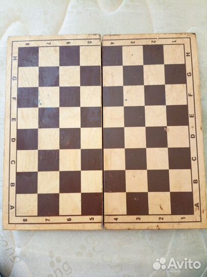 Доска для шахмат и шашек